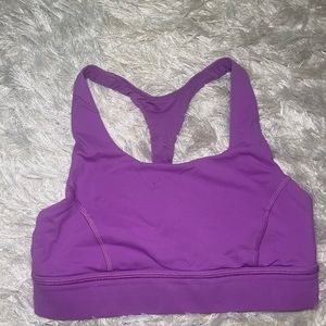 Lululemon sports bra